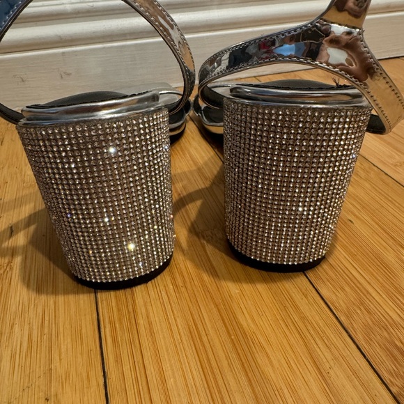 NEW Azalea Wang rhinestone block heel SEE DESCRIPTION - Picture 5 of 8